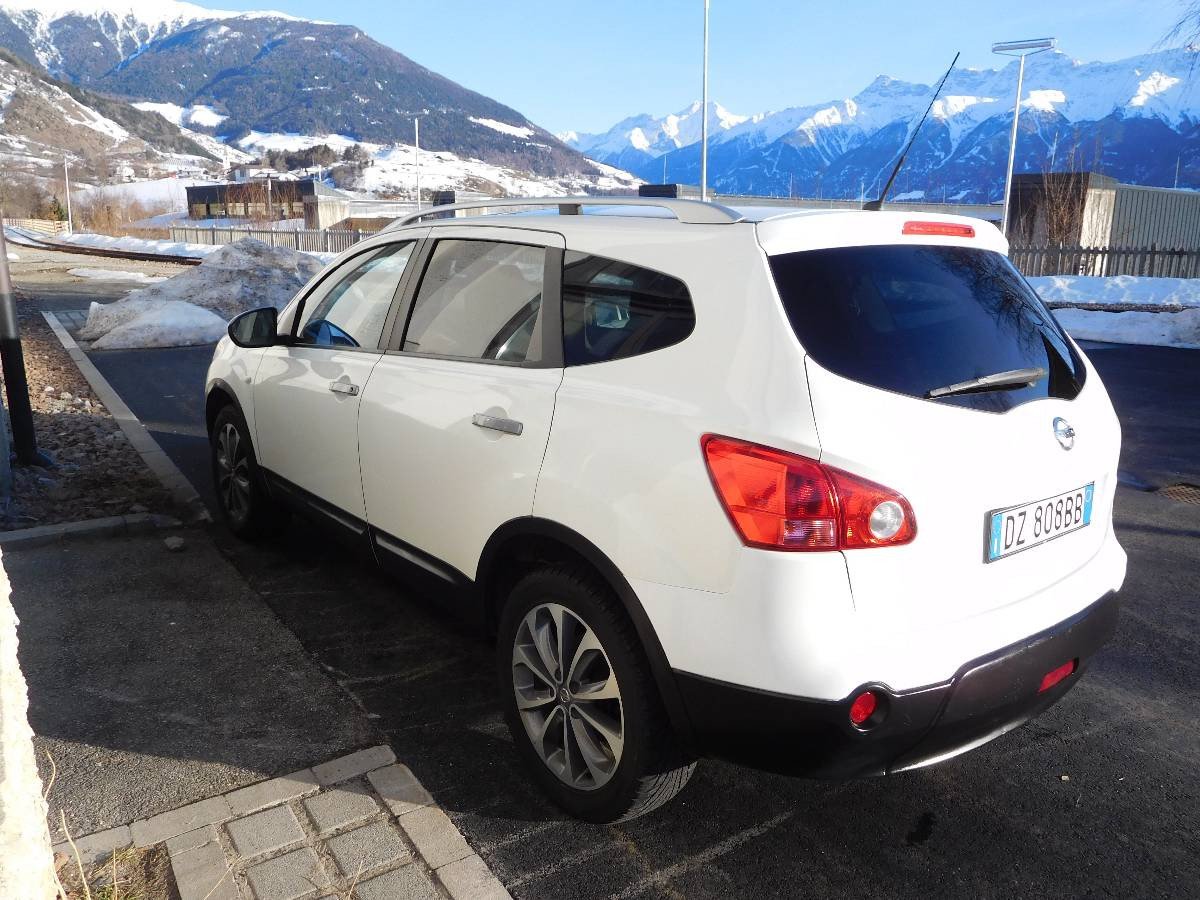 Nissan qashqai 2 2009