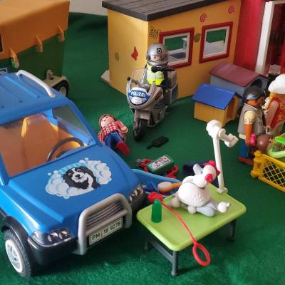 Playmobil Tierpension Hundesalon Tierarzt - thumb