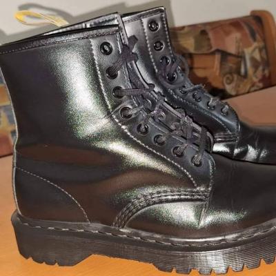 Dr Martens Stiefel - thumb