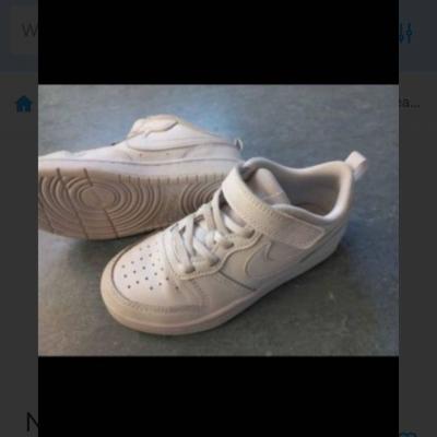 Sneaker Nike Gr. 30 wie neu - thumb