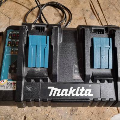 Makita DOPPEL Ladegerät DC18RD - thumb