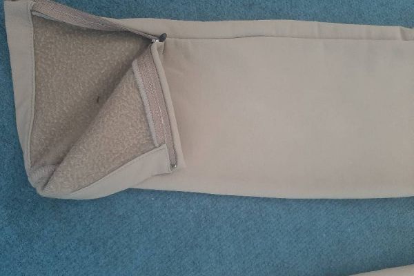 CMP Damenhose in beige Gr. Ital. 42 für die nass-kalten Tage zu verkau