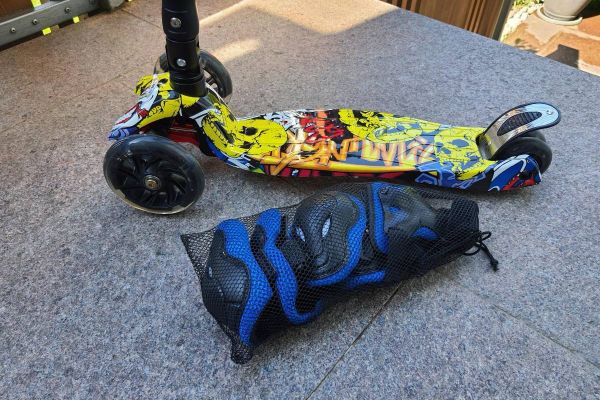 Kinder Roller Scooter - NEUWERTIG - TOPZUSTAND