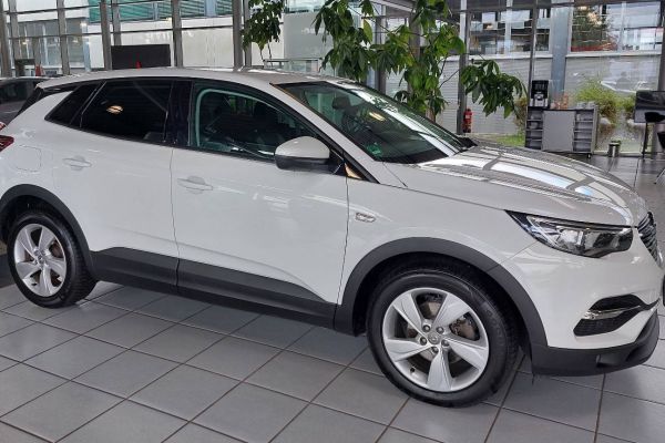 Opel Grandland X Automatik in TOP Zustand mit GARANTIE