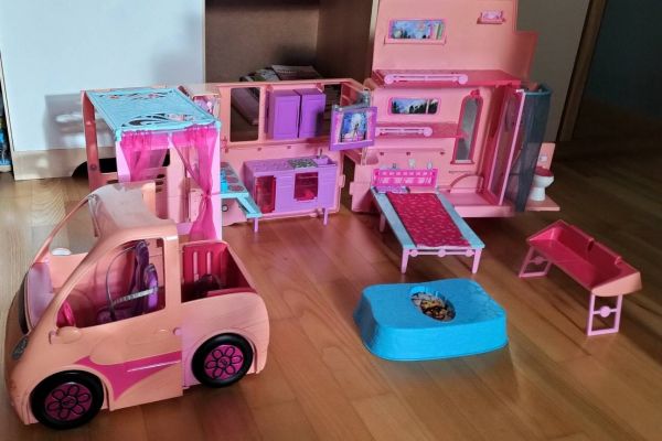 Barbie Camper gebraucht 3 in 1 umwandelbar mit Zubehör zu verkaufen