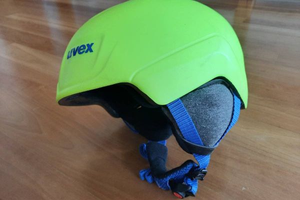 Skihelm UVEX 54-58 neongrün super Zustand.