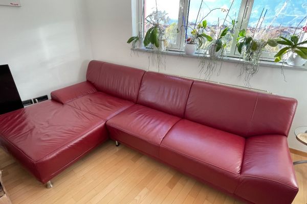 Verkaufe guterhaltene Kunstledercouch