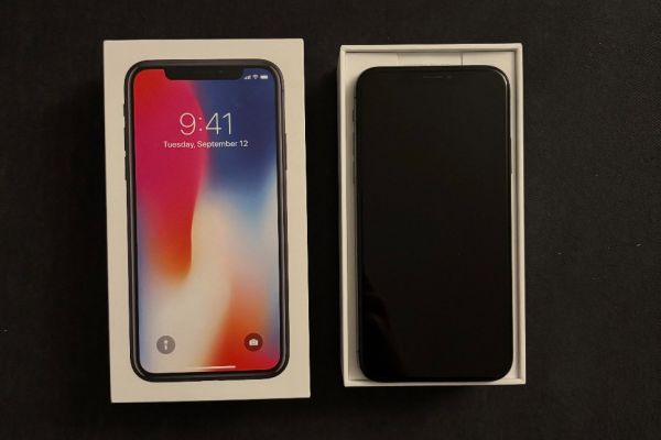 IPhone X 64 GB zu Verkaufen