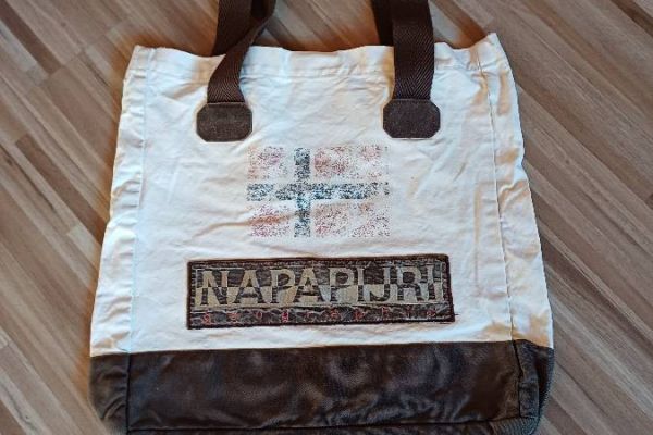 Napapijri Handtaschen je 30€