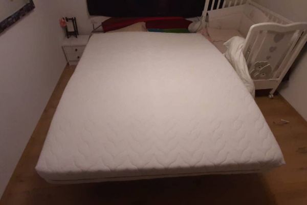 Matratze 160x200x24 Kaltschaum/memory foam