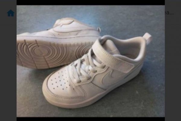 Sneaker Nike Gr. 30 wie neu