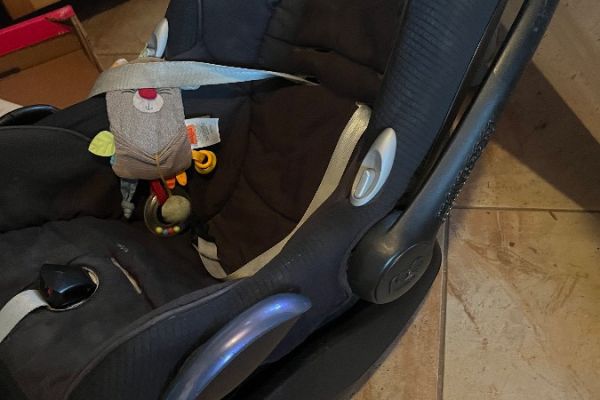 Maxi cosi mit isofixstation