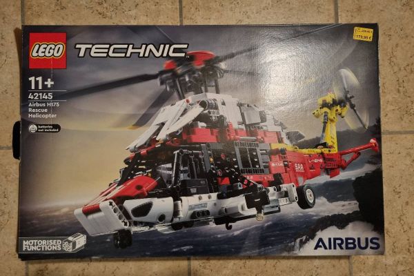 Lego Technic Airbus H175 42145