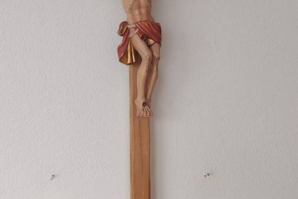 Bemalenes Holzkreuz