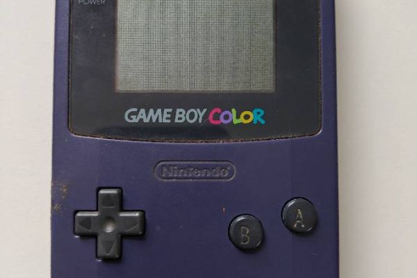 Gameboy Color Violett