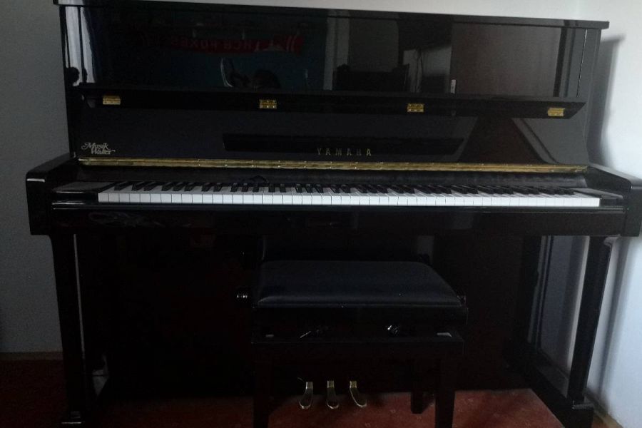 Klavier Yamaha B3 - Bild 1