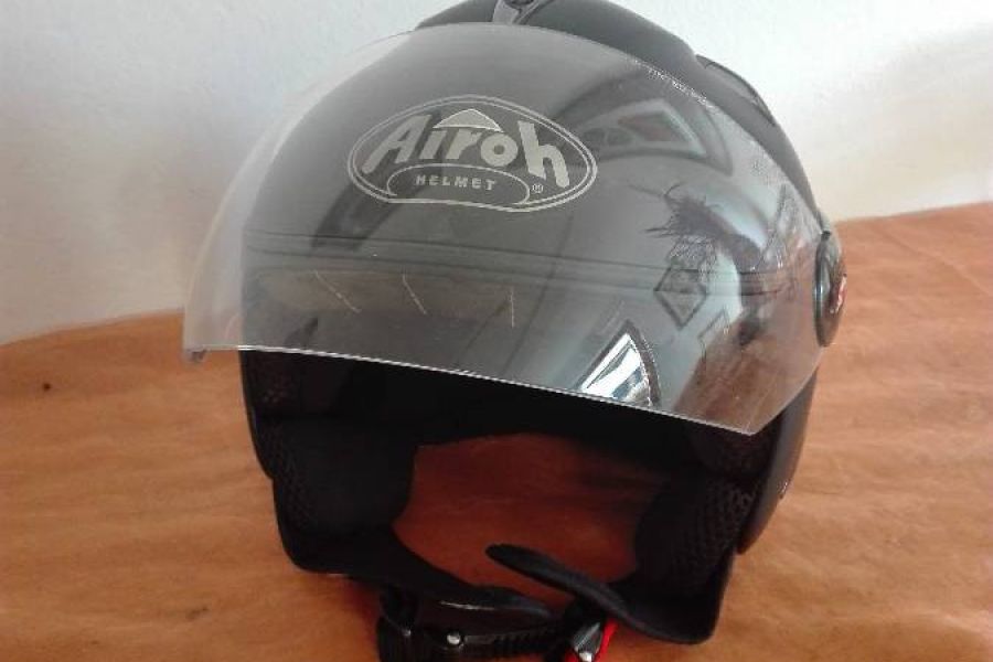 Motorradhelm Airoh neu - Bild 3