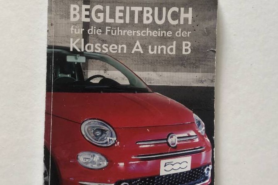 Begleitbuch für die Führerscheine der Klassen A und B - Bild 1