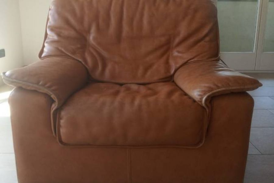 Sofa/Diwan und 2 Sessel in Echtleder - Bild 1