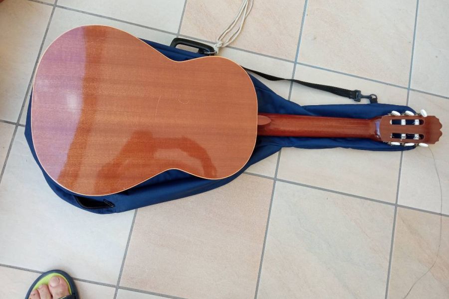 Chitarra acustica ADMIRA - Bild 1