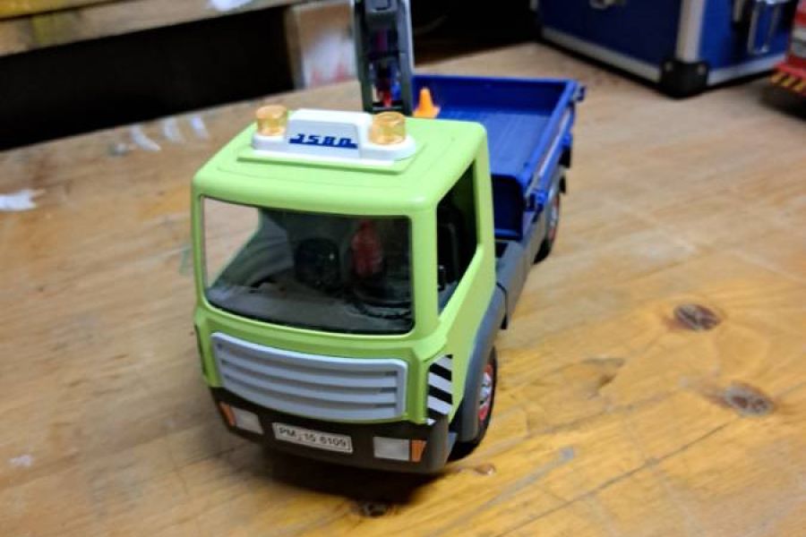 Playmobil Lieferwagen mit Kran - Bild 1