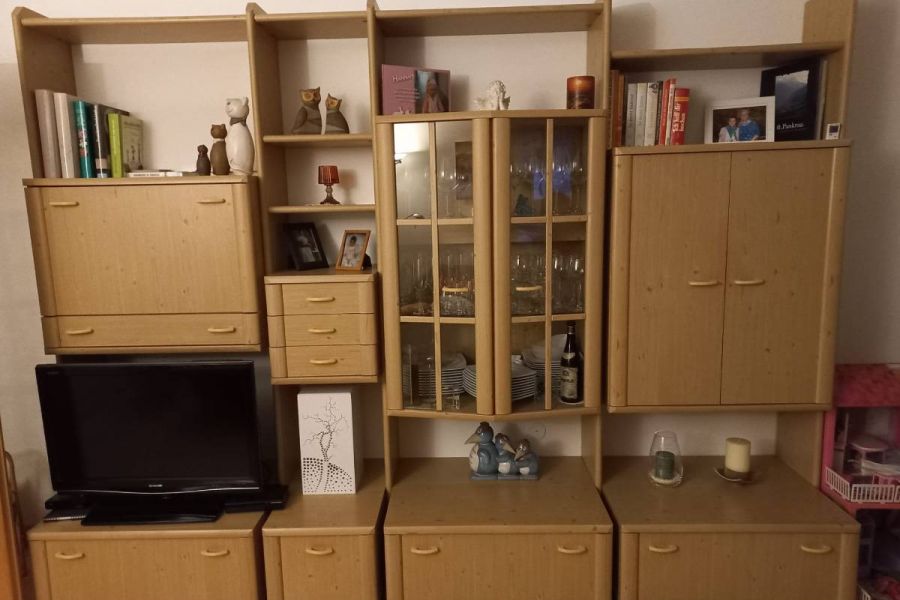 Wohnzimmerschrank - Bild 1