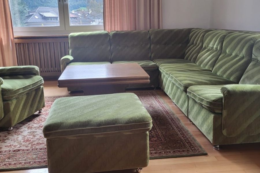 Sofa fürs Wohnzimmer - Bild 1