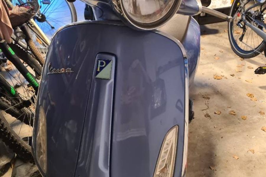 Vespa Primavera 125 - Bild 1