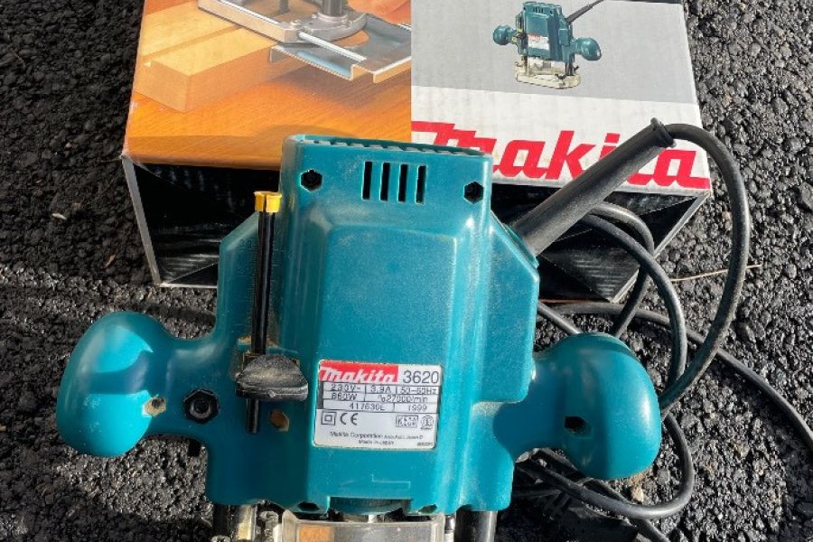 Fräsmaschine Makita - Bild 1