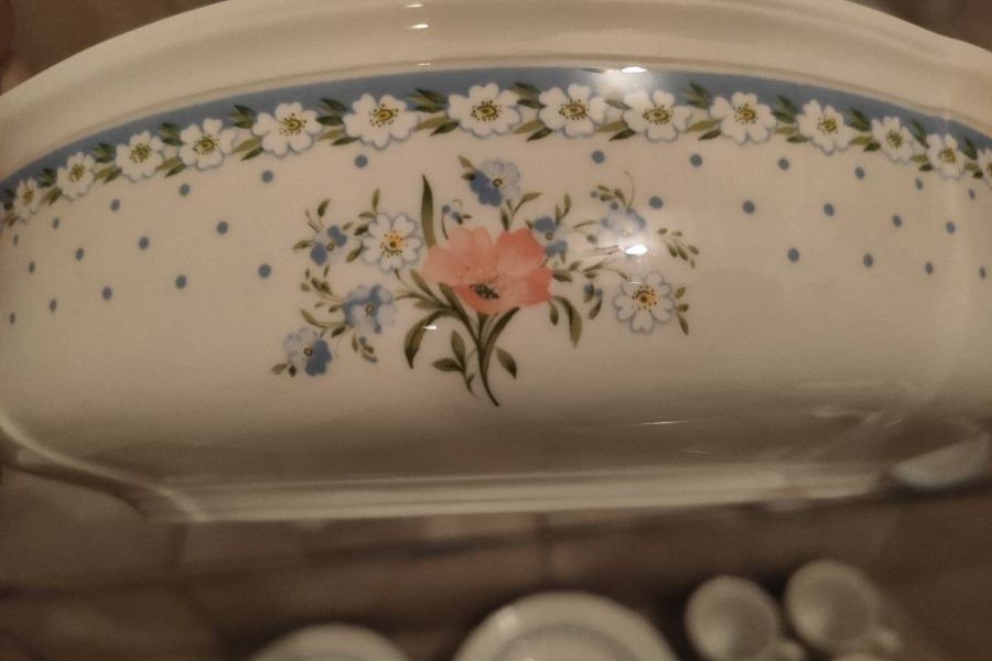 Neuwertiges Geschirrservice "Villeroy & Boch" Romantica zu verkaufen - Bild 4