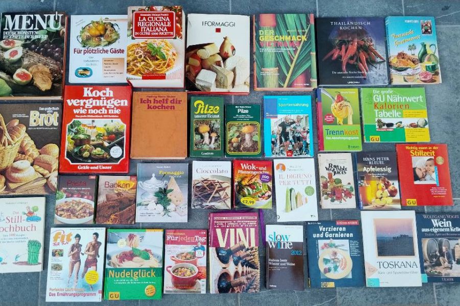 Große, teils alte Kochbuchsammlung & Weinbuchsammlung - Bild 1