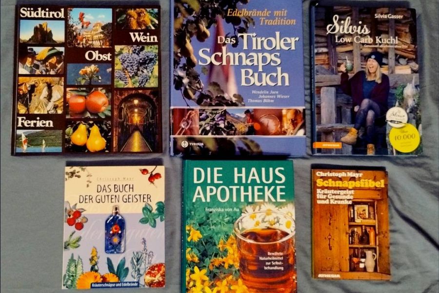 Bücher über Südtiroler Rezepte, Wein, Schnäpse, Hausapotheke - Bild 1