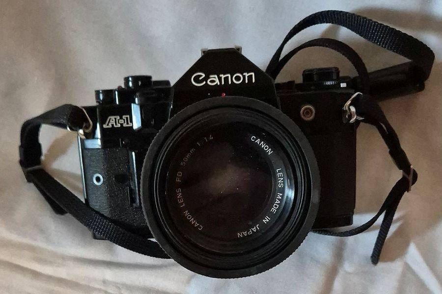 CANON A1 analog Camera - Bild 1