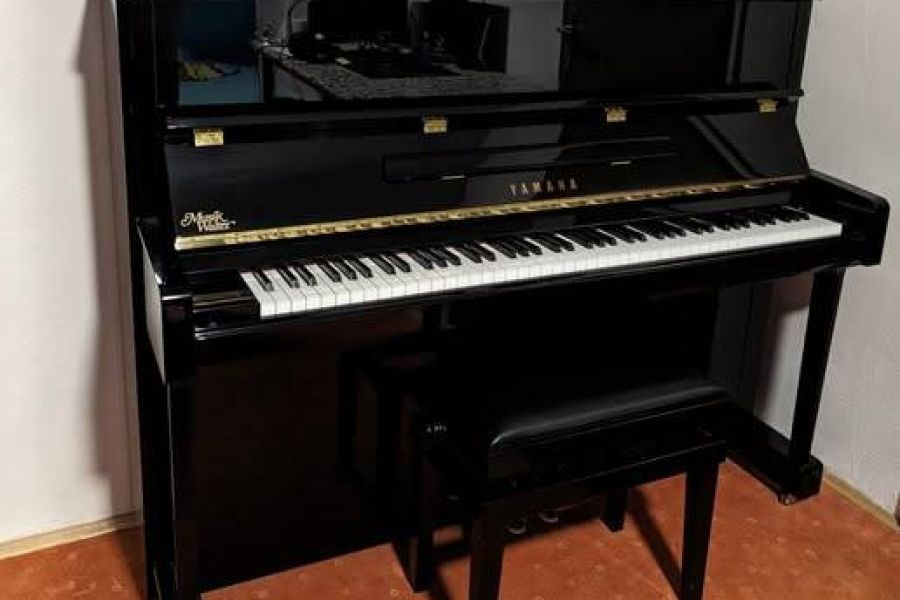 Wandklavier Yamaha B3 - Bild 1