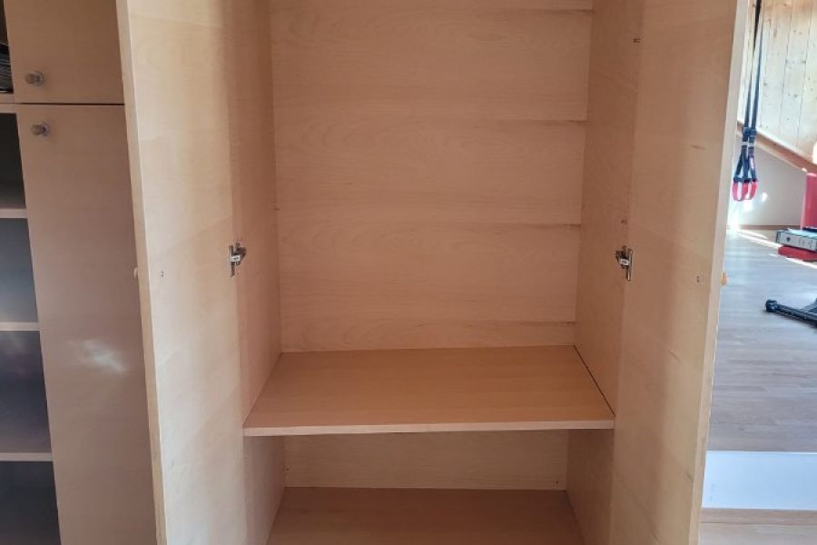 Kleiderschrank - Bild 3